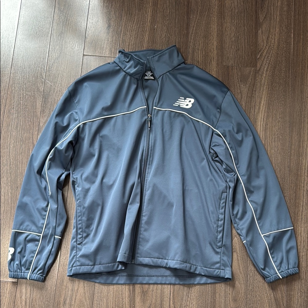 New Balance Gray Windbreaker with Stand-Up Collar and Full-Length Zipper